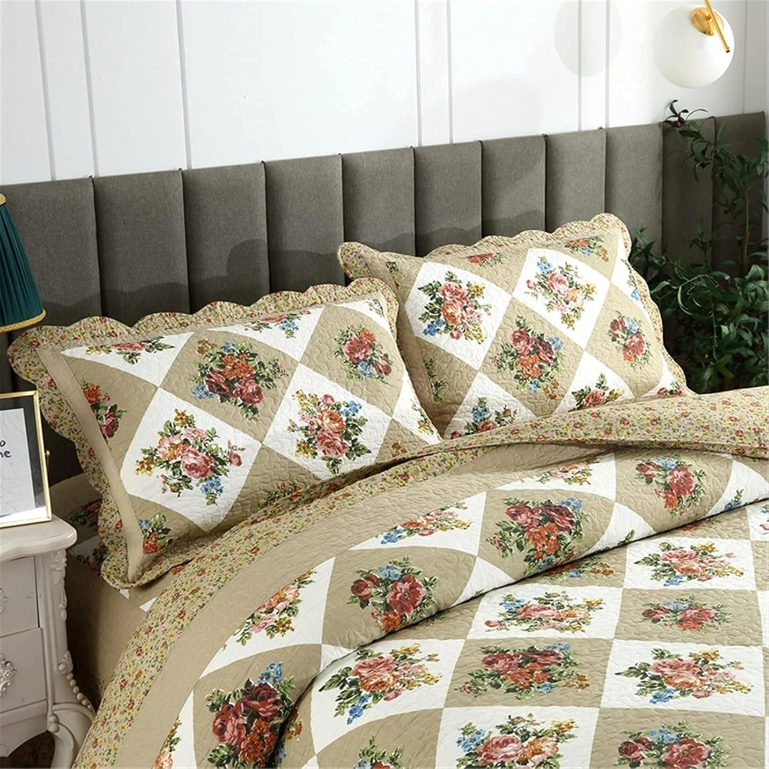 روتختی طرح تکه دوزی شده، ست لحاف سایز کینگ، ست روتختی 3/4 تکه طرح گلدار، ست ملحفه پنبه ای دو رو، رو انداز تخت به همراه بالش برای تخت دو نفره، قهوه ای، 3 تکه، قهوه ای-3 تکه روتختی طرح تکه دوزی شده، ست لحاف سایز کینگ، ست روتختی 3/4 تکه طرح گلدار، ست ملحفه پنبه ای دو رو، رو انداز تخت به همراه بالش برای تخت دو نفره، قهوه ای، 3 تکه، قهوه ای-3 تکه