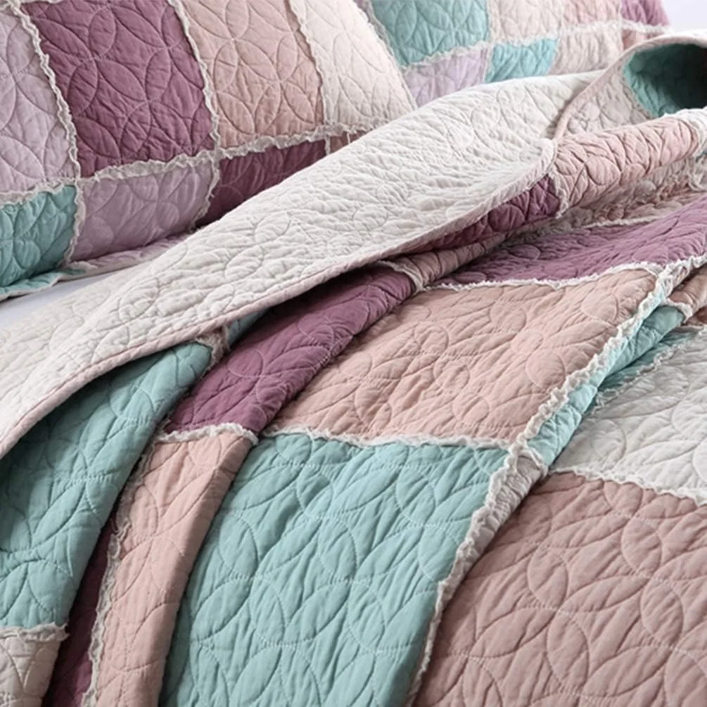 روتختی لحاف‌دوزی شده پنبه‌ای طرح‌دار سه تکه شامل یک روتختی 230 * 250 سانتی‌متر و 2 روبالشی 50 * 70 سانتی‌متر