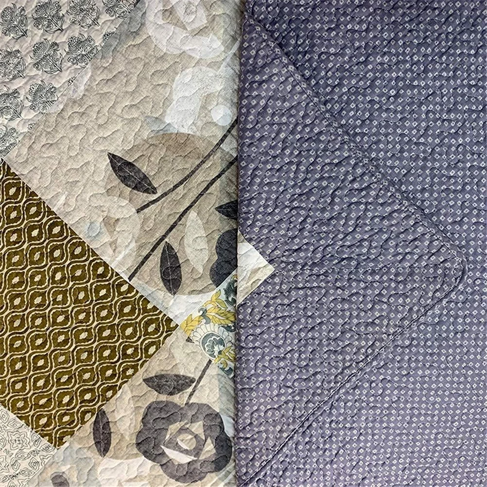 روتختی پنبه‌ای طرح تکه‌دوزی، روتختی خاکستری دورو با ابعاد ۲۵۹x۲۶۹ سانتی‌متر به همراه ۲ روبالشتی ۵۰x۹۰ سانتی‌متر، ست لحاف ظریف مناسب تخت ۱۸۰، ۲۵۹x۲۶۹ سانتی‌متر