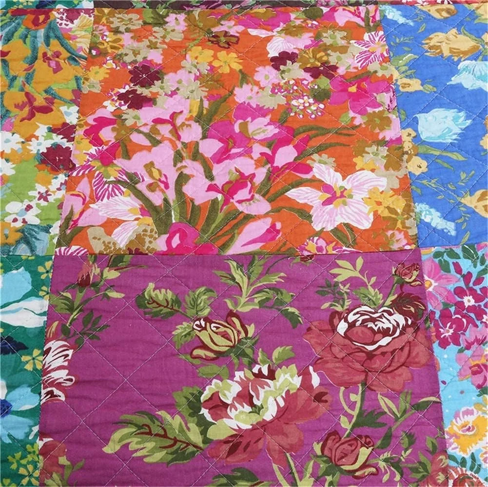 روتختی کینگ سایز طرح دار سه تکه، سبک بوهو وینتج، طرح گلدار، پنبه ای تکه دوزی شده، سایز 230X250 سانتی متر به همراه 2 روبالشتی 50X70 سانتی متر