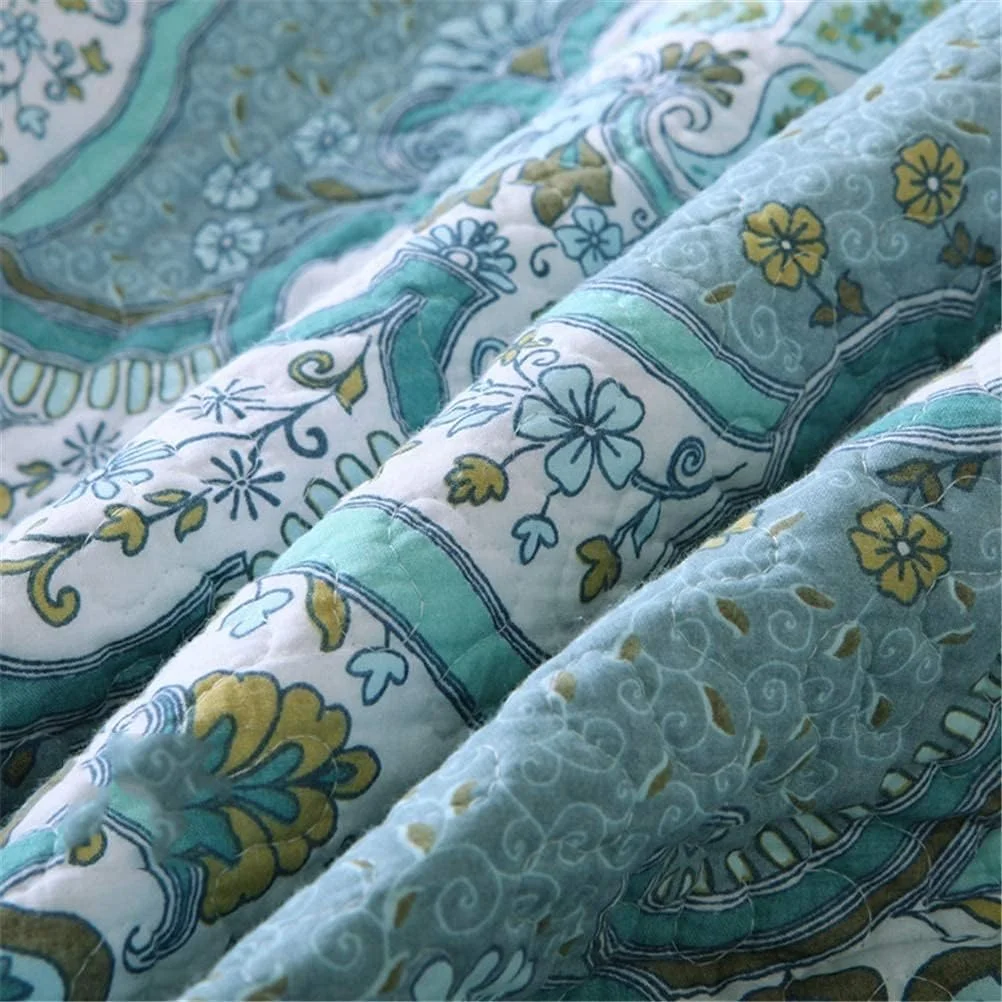 روتختی لحاف‌دوزی شده پنبه‌ای سایز کینگ به سبک مراکشی، روتختی تکه‌دوزی شده جذاب، لحاف‌های برگشت‌پذیر با طرح گل آبی عتیقه