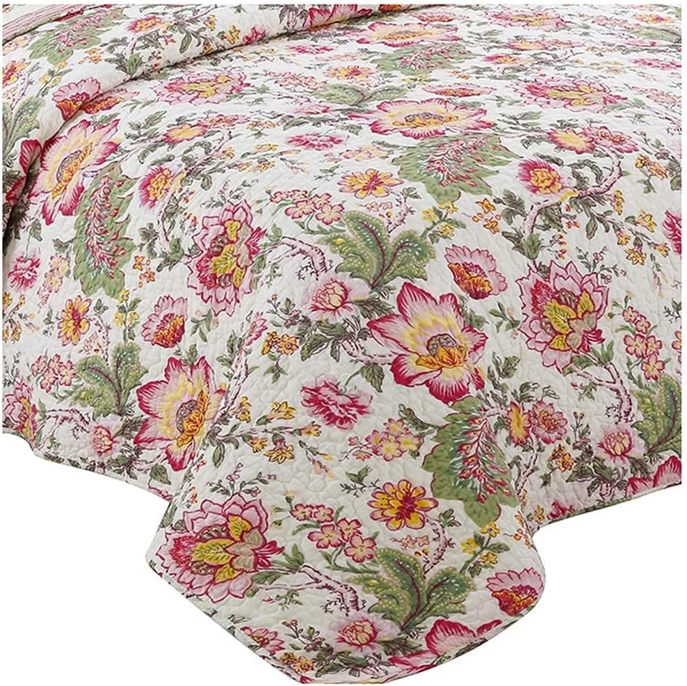 روتختی سه تکه طرح گلدار، سایز خیلی بزرگ، طرح تکه دوزی شده، رو تختی نرم و راحت دو رو به همراه 2 روبالشتی روتختی سه تکه طرح گلدار، سایز خیلی بزرگ، طرح تکه دوزی شده، رو تختی نرم و راحت دو رو به همراه 2 روبالشتی