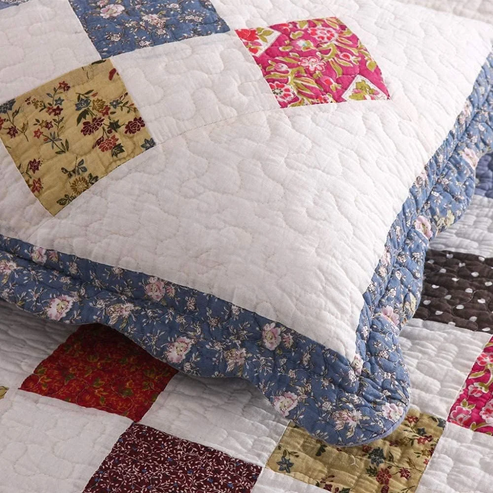 روتختی دو نفره طرح دار سه تکه سایز کینگ 230X250 سانتی متر، لحاف تکه دوزی شده به سبک اروپایی شامل 1 رو تختی و 2 روبالشتی، ملحفه سبک وزن، لحاف 230X250 سانتی متر، لحاف کینگ 230X250 سانتی متر