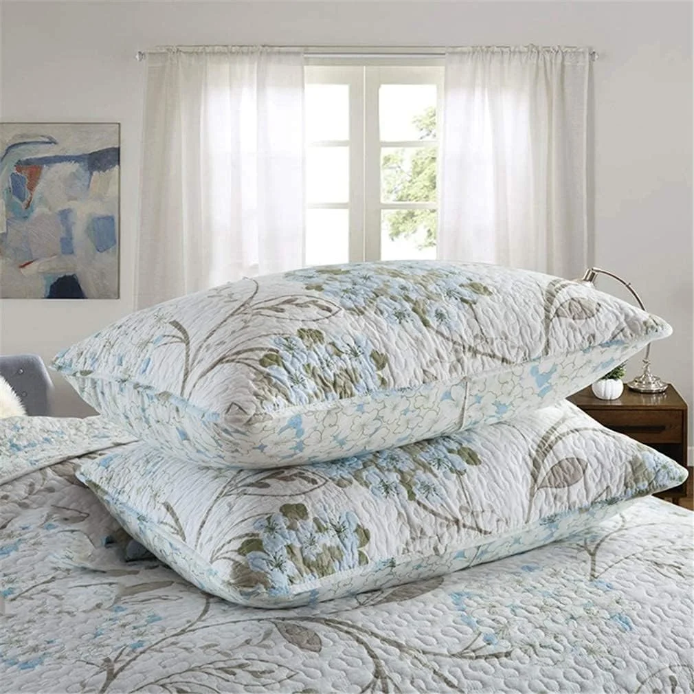 ست روتختی سه تکه دونفره سایز بزرگ طرح گلدار زیبا و قدیمی، لحاف تکه دوزی شده به همراه 2 روبالشتی، 230 در 250 سانتی متر، سفید