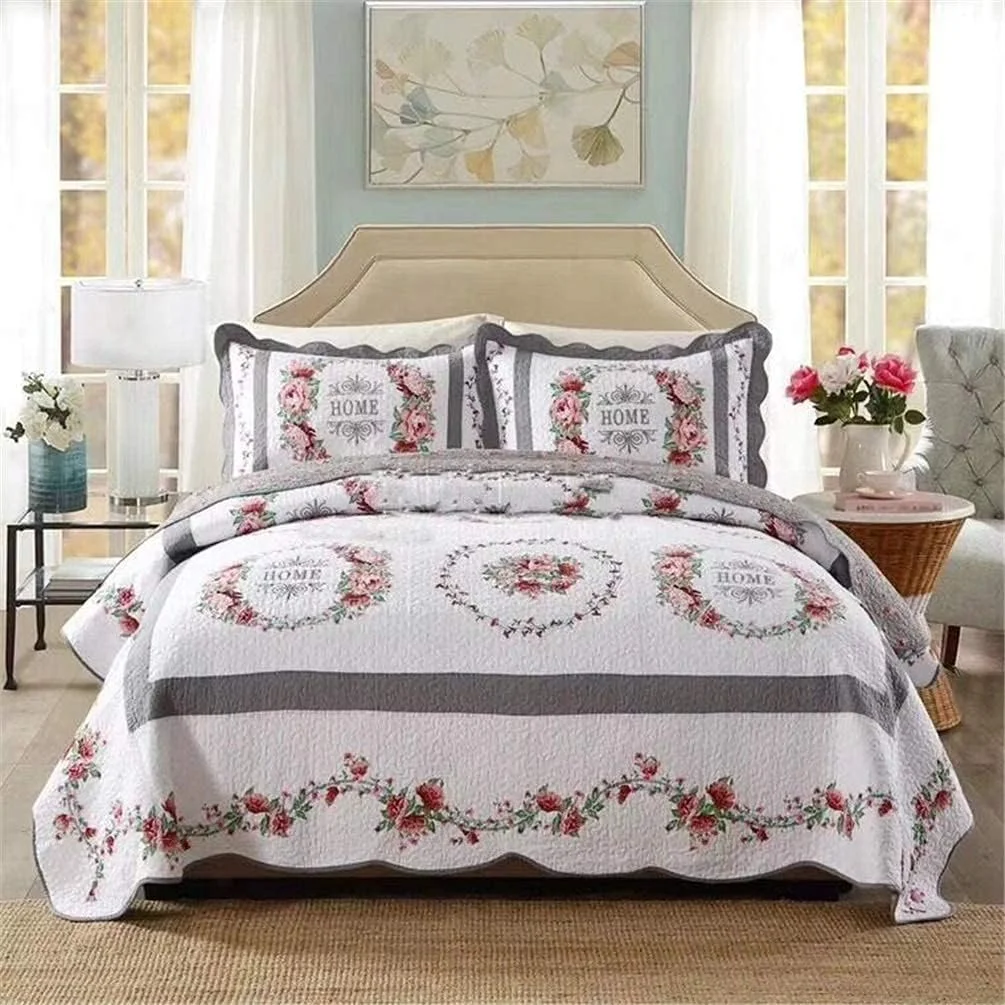 روتختی تکه‌دوزی شده طرح گلدار 3 تکه شامل 1 روتختی و 2 روبالشی