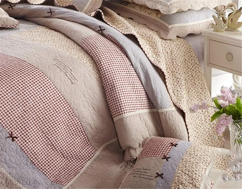 لحاف پنبه‌ای GBMULG، ست ۳ تکه روانداز دو رو، رو تختی تکه دوزی شده نرم مناسب تخت ۱۳۵/۱۵۰، ۲۳۰x۲۵۰ سانتی‌متر + ۲ عدد روبالشتی ۵۰x۷۰ سانتی‌متر، قرمز، ۴ تکه، قرمز-۳ تکه