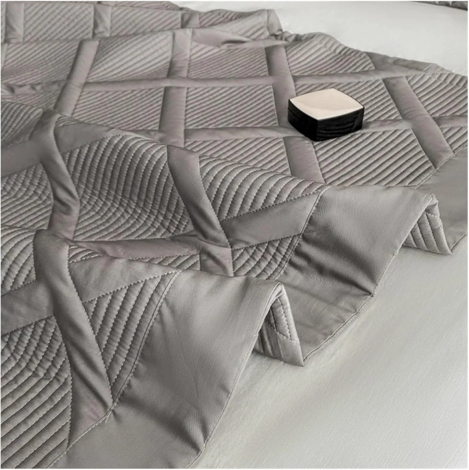 روتختی لوکس با الیاف طبیعی و سالم، مناسب برای ملحفه، رو تختی و محافظ تشک، مدل (B سه تکه 200x230 سانتی متر)