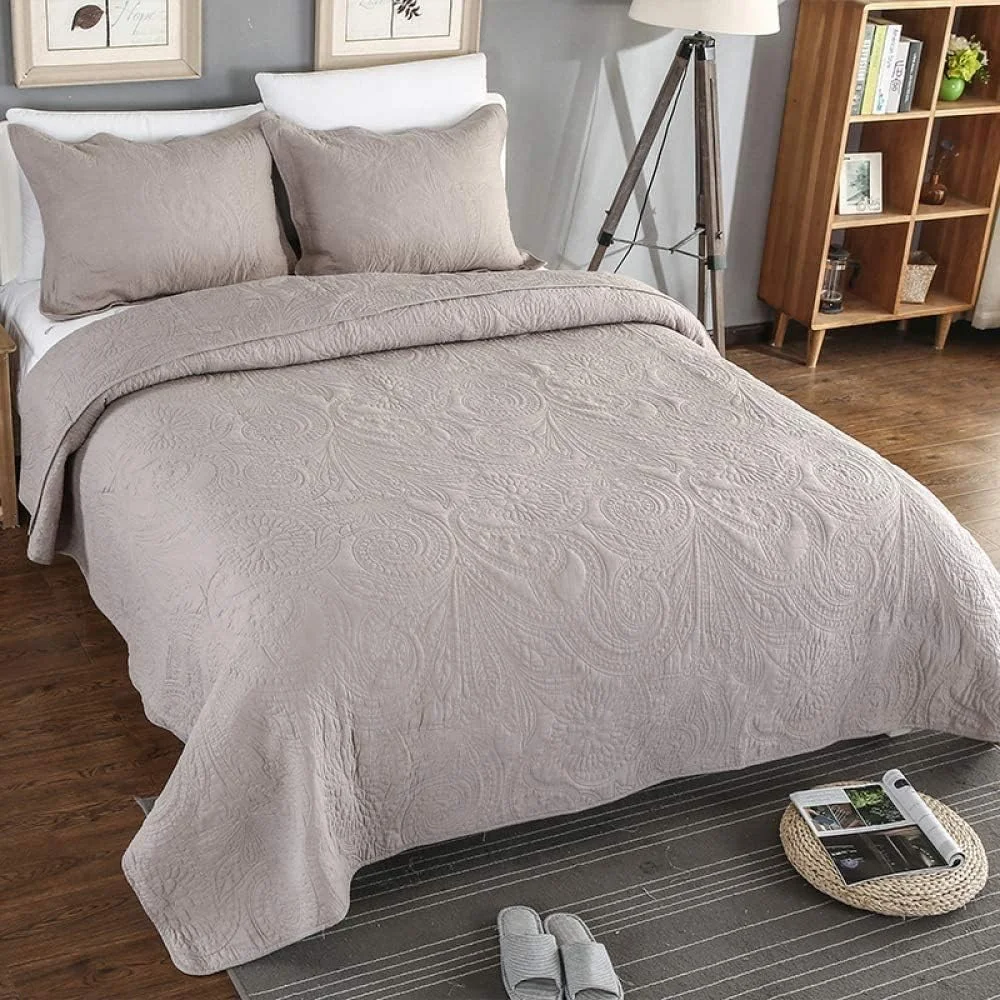 ست روتختی کینگ سایز پنبهای طرحدار، لحاف سبک و گرم، رو تختی برجسته، ست روتختی 3 تکه شامل رو تختی و 2 روبالشی، خاکستری - 230X250CM ست روتختی کینگ سایز پنبهای طرحدار، لحاف سبک و گرم، رو تختی برجسته، ست روتختی 3 تکه شامل رو تختی و 2 روبالشی، خاکستری - 230X250CM