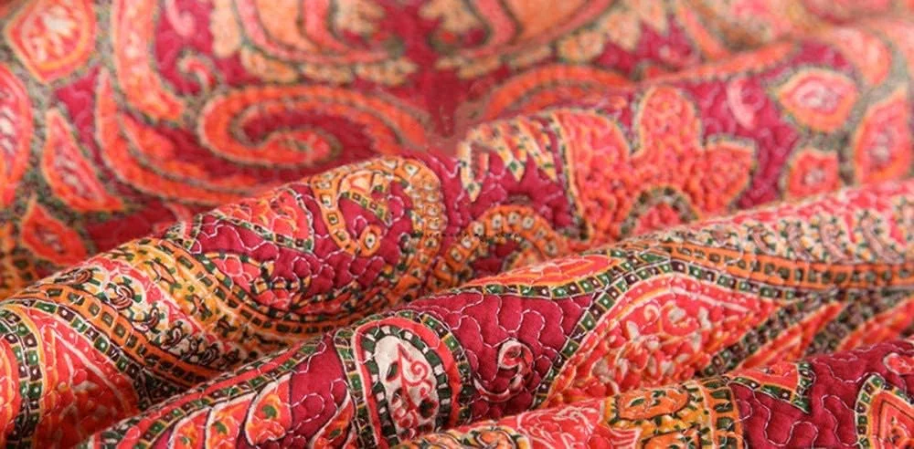 روتختی قرمز سایز کینگ به همراه روبالشتی، ست لحاف تکه دوزی شده، رو تختی پنبه ای، رو انداز تخت، ست 3 تکه تزئینی، RedC-230X250,Redb-king 230X250cm