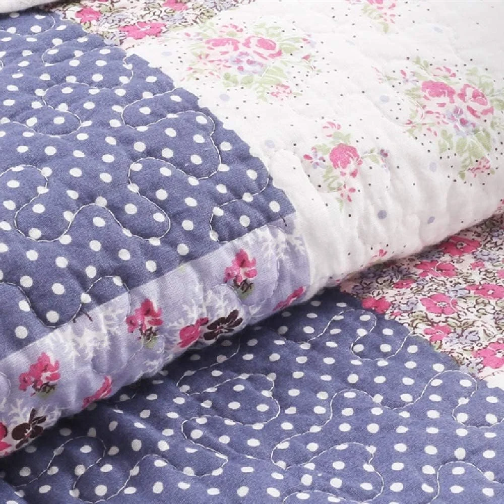 روتختی پنبه ای تکه دوزی شده، لحاف رنگی ترکیبی طرح گلدار قدیمی، رو تختی دو نفره برگشت پذیر، روکش لحاف نرم و راحت از جنس میکروفیبر، همراه با روبالشی
