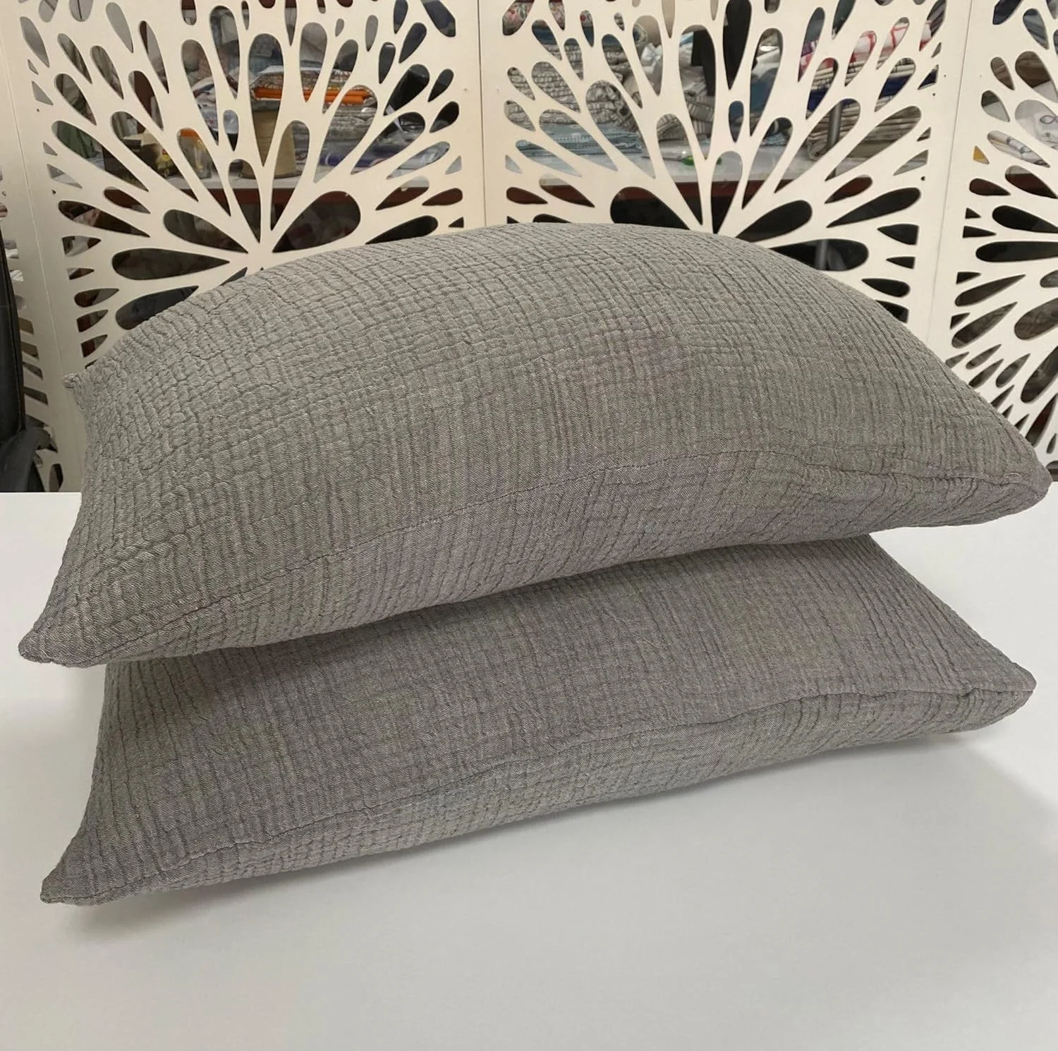 پتو ململ پنبه ای 100٪، رو تختی 4 لایه، روکش تخت ململ پنبه ای نرم، رو تختی دو طرفه، خاکستری آنتراسیت (دو روبالشی کینگ 50x90)