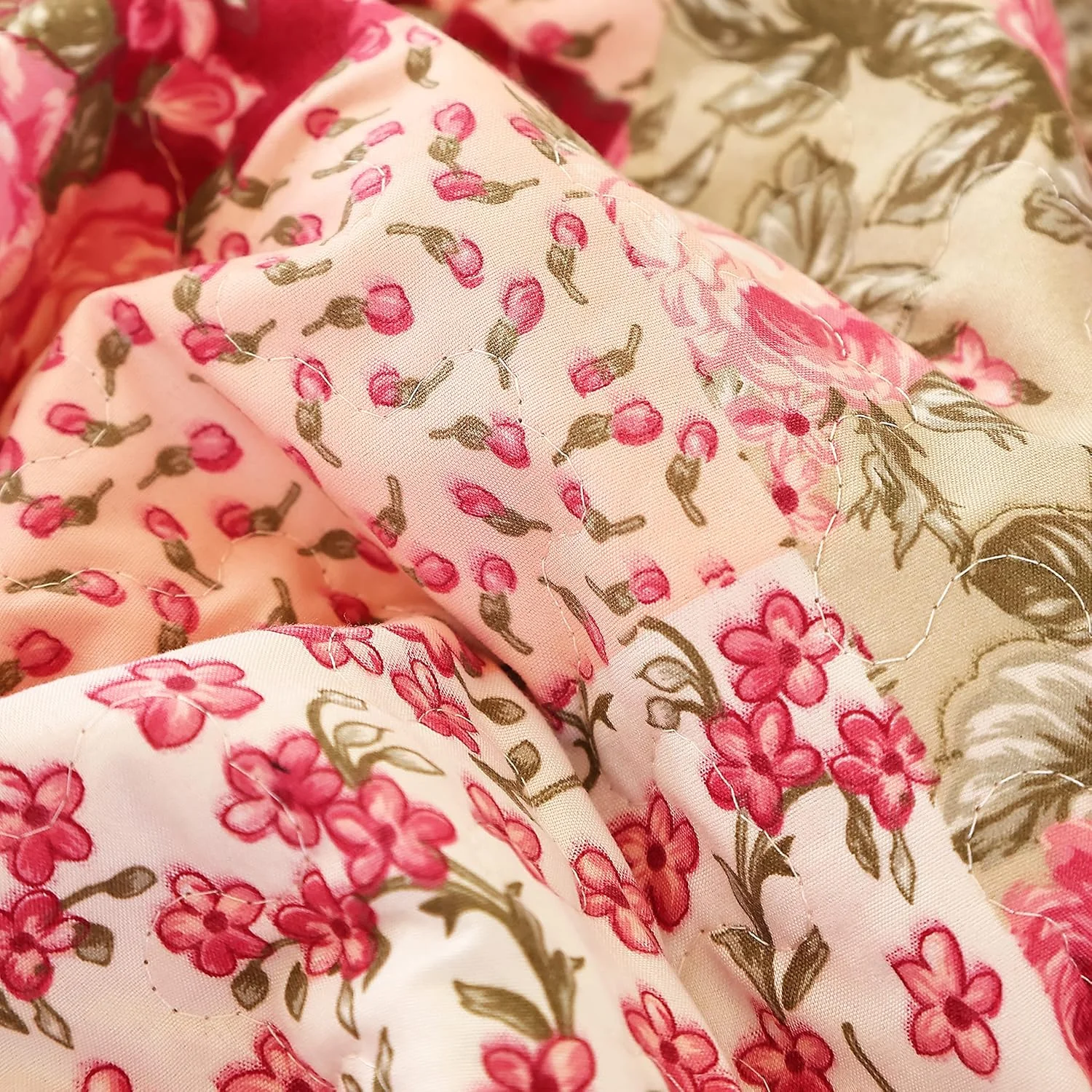 روتختی لحاف دار طرح گلدار تابستانی Cmfshape، ست لحاف قرمز رمانتیک، روکش لحاف دوخت دار دو طرفه مناسب تمام فصول، رو تختی نرم و سبک وزن به همراه روبالشی (قرمز و صورتی، سایز Queen)