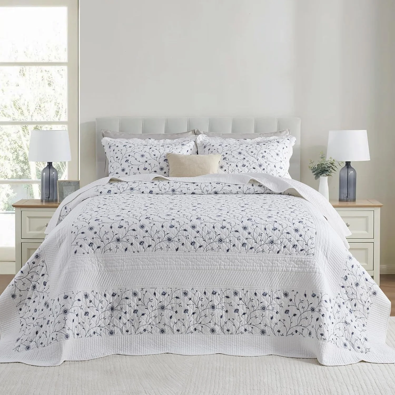 روتختی گلدار CozyStitch سایز بزرگ 305x305 سانتی متر مناسب تخت کینگ سایز بزرگ، لحاف کالیفرنیا کینگ 100% پنبه با 2 روبالشتی، ست روتختی لحافی سبک وزن طرح قدیمی، سفید/آبی، 3 تکه روتختی گلدار CozyStitch سایز بزرگ 305x305 سانتی متر مناسب تخت کینگ سایز بزرگ، لحاف کالیفرنیا کینگ 100% پنبه با 2 روبالشتی، ست روتختی لحافی سبک وزن طرح قدیمی، سفید/آبی، 3 تکه