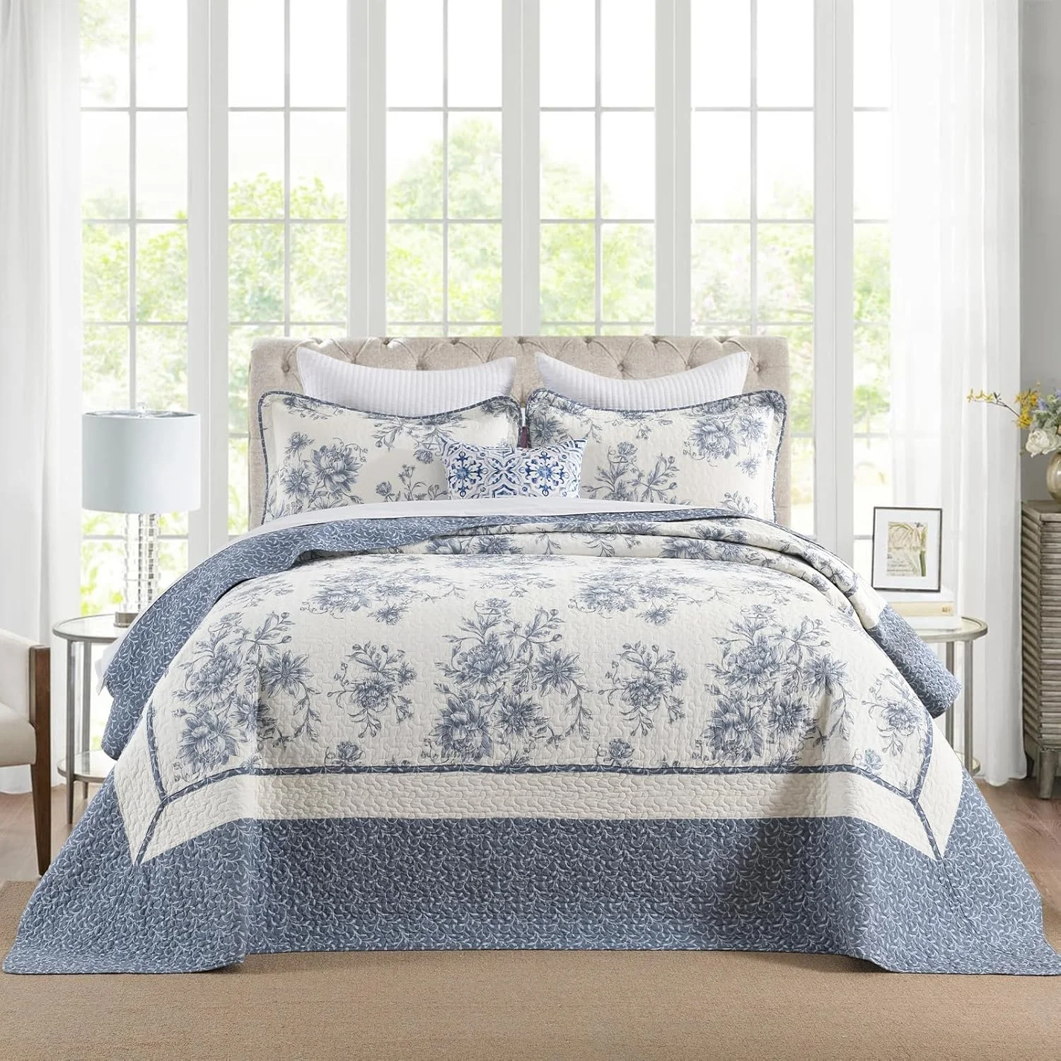 روتختی گلدار سایز بزرگ 260x305 سانتی متر مناسب تخت کوئین، لحاف کوئین سایز بزرگ 100% پنبه با 2 روبالشتی، ست روانداز لحافی سبک وزن طرح باغ، آبی/کرم، 3 تکه روتختی گلدار سایز بزرگ 260x305 سانتی متر مناسب تخت کوئین، لحاف کوئین سایز بزرگ 100% پنبه با 2 روبالشتی، ست روانداز لحافی سبک وزن طرح باغ، آبی/کرم، 3 تکه