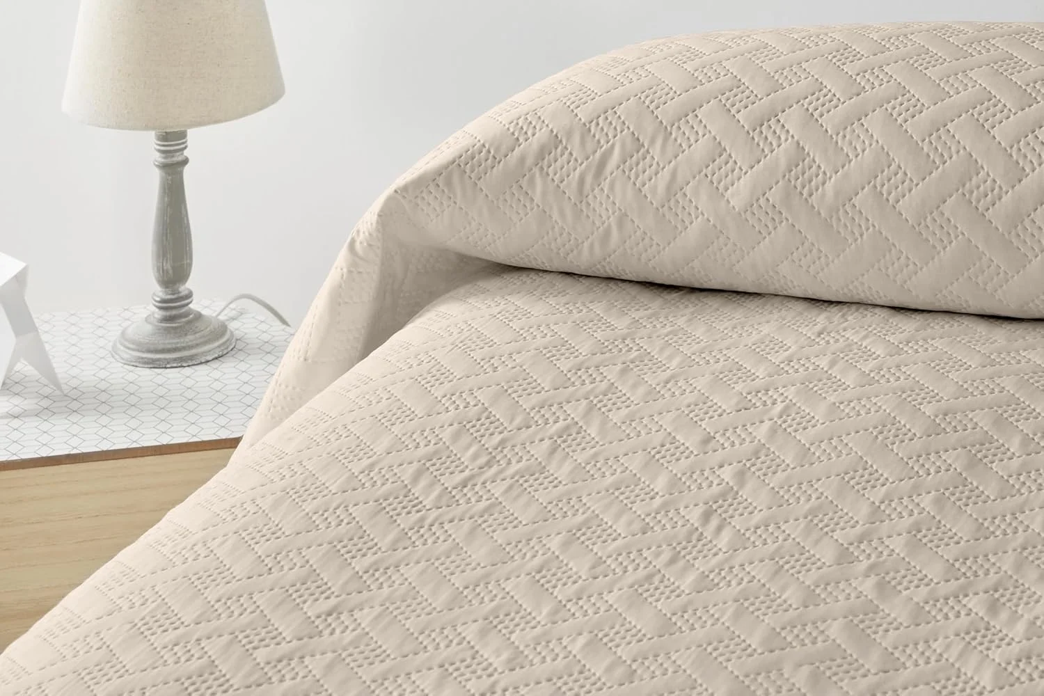 دگریز هوم - LISO - رو تختی مناسب تخت 150 سانتی‌متری - رو تختی بوتی - بهاره و تابستانه - 250 در 260 سانتی‌متر - بژ