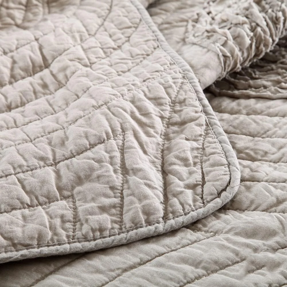 روتختی لحافی گارکان، لحاف تکه دوزی شده پنبه ای سبک وزن طرح دار، قهوه ای، 240x260 سانتی متر به همراه 2 روبالشتی