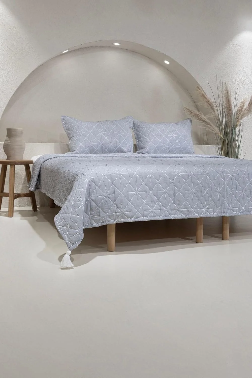 روتختی دونفره سرمه ای با طرح لوزی استلا، ابعاد 230x250 به همراه 2 روبالشتی 50x70 مدل 5030