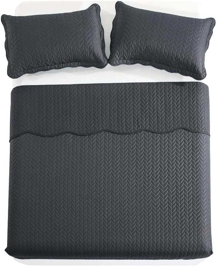 روتختی یک نفره طرح دار MOONLIGHT20015 به همراه 2 روبالشتی، مناسب دکور اتاق خواب، رو تختی دو رو، لحاف برجسته با روکش مات (ذغالی/خاکستری تیره، یک نفره)