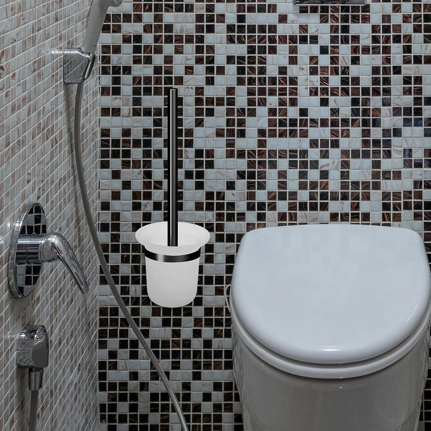 جا مسواکی شیشه ای مات DOITOOL، جا برس توالت دیواری، لوازم جانبی حمام صرفه جویی در فضا، 4.44 x 4.44 x 4.29 اینچ، سفید