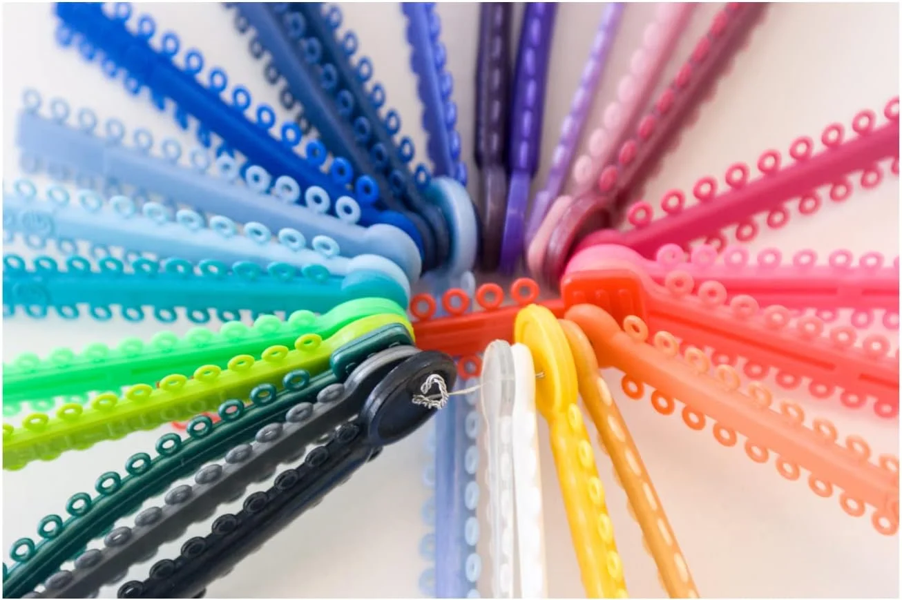 کش های رنگی ارتودنسی آرتمن، چند رنگ، 1040 عدد، سیم های ارتودنسی برای دندان، تعویض آسان، کش های رنگی ارتودنسی کش های رنگی ارتودنسی آرتمن، چند رنگ، 1040 عدد، سیم های ارتودنسی برای دندان، تعویض آسان، کش های رنگی ارتودنسی