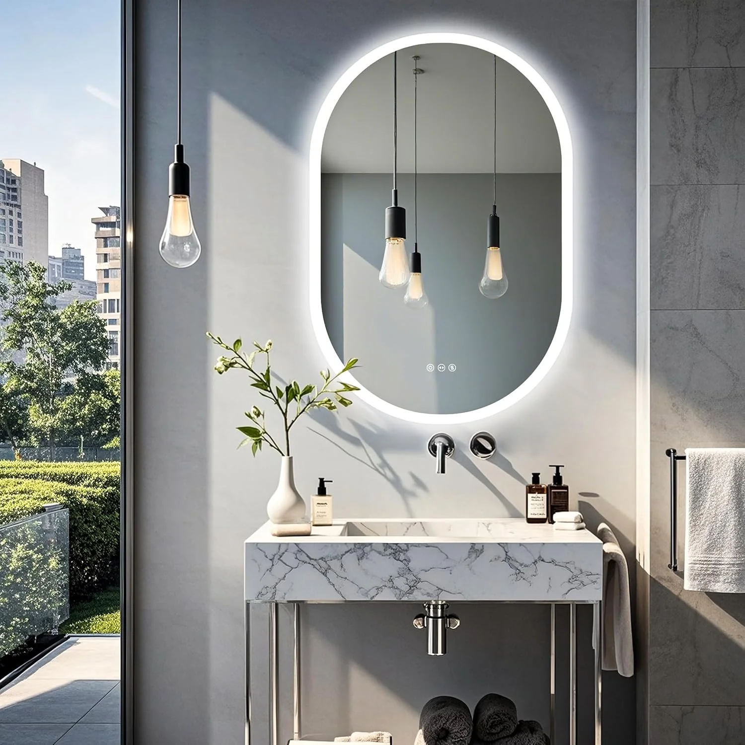 آینه حمام LED Wisfor با نور پس زمینه: آینه دیواری 600x900 میلی‌متری با نورپردازی ضد مه و 3 رنگ قابل تنظیم، دارای کلید هوشمند و عملکرد حافظه، مناسب آرایش، قابل نصب عمودی یا افقی