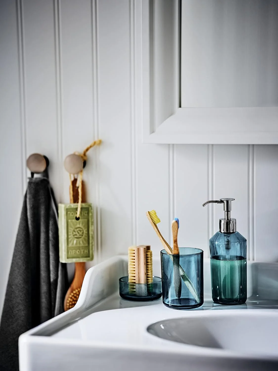 ست سه تکه لوازم حمام ایکیا مدل SKISSEN ست سه تکه لوازم حمام ایکیا مدل SKISSEN