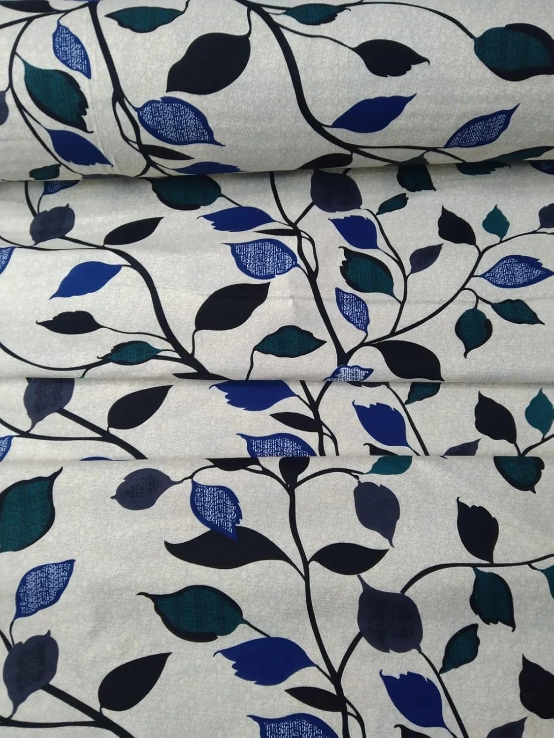 ملحفه کش‌دار نخی نرم طرح گل‌دار یک‌نفره 90x190x20 با قابلیت شستشو به همراه 2 روبالشی 75x51 سانتی‌متری با جنس الاستیک عالی و لبه‌های عمیق، ست 3 تکه (یک‌نفره)