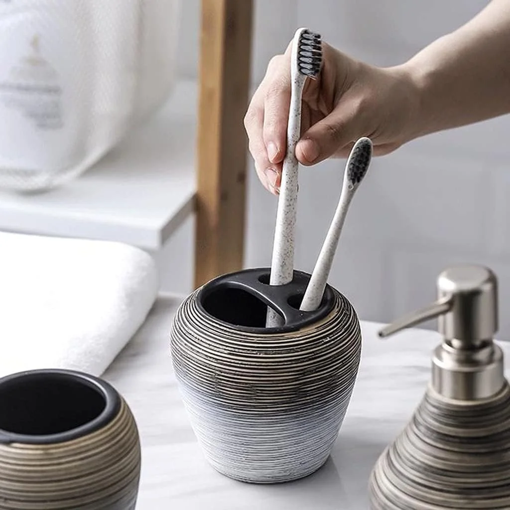 ست لوازم جانبی حمام 5 تکه، شامل جای مایع صابون، جای مسواک و جای صابون (رنگ: چند رنگ، اندازه: ست 5 تکه) ست لوازم جانبی حمام 5 تکه، شامل جای مایع صابون، جای مسواک و جای صابون (رنگ: چند رنگ، اندازه: ست 5 تکه)