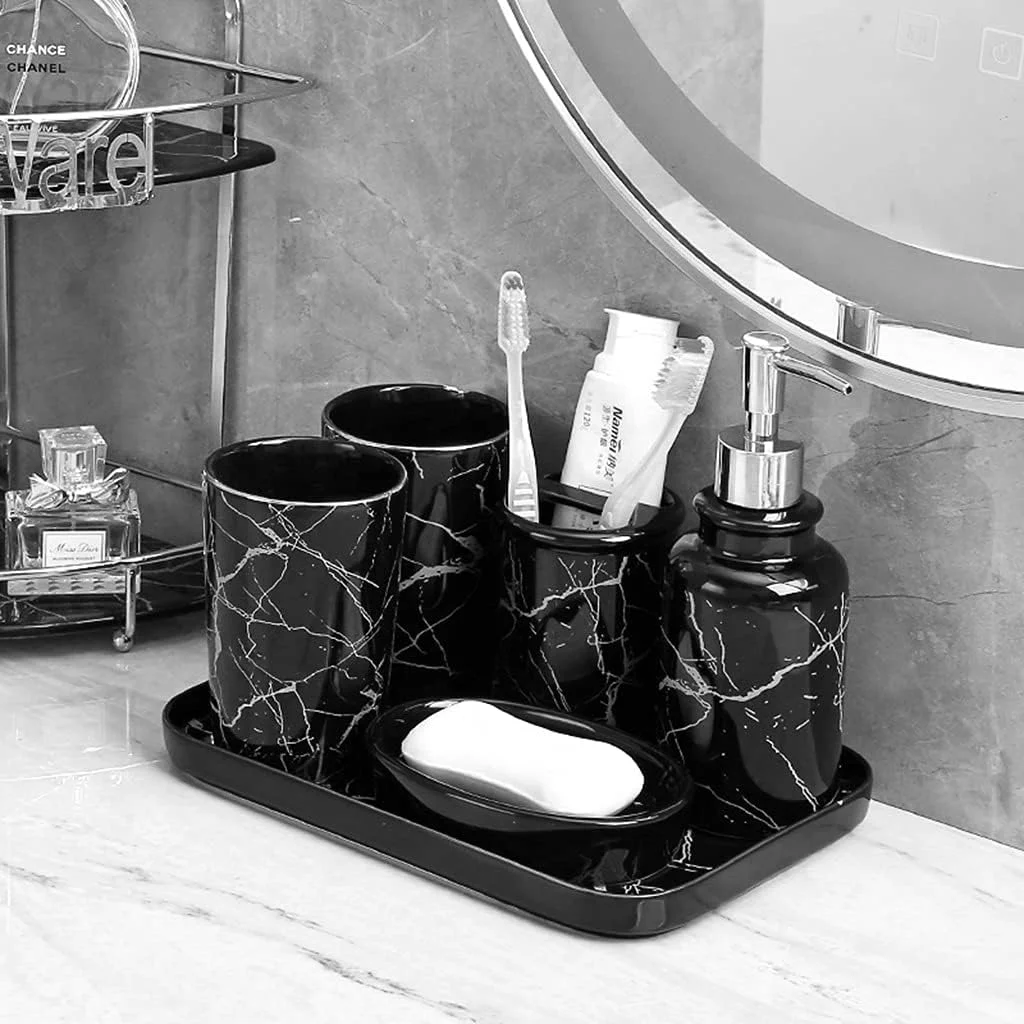 ست لوازم جانبی حمام 6 تکه با سینی (رنگ: سفید، اندازه: ست 6 تکه) ست لوازم جانبی حمام 6 تکه با سینی (رنگ: سفید، اندازه: ست 6 تکه)