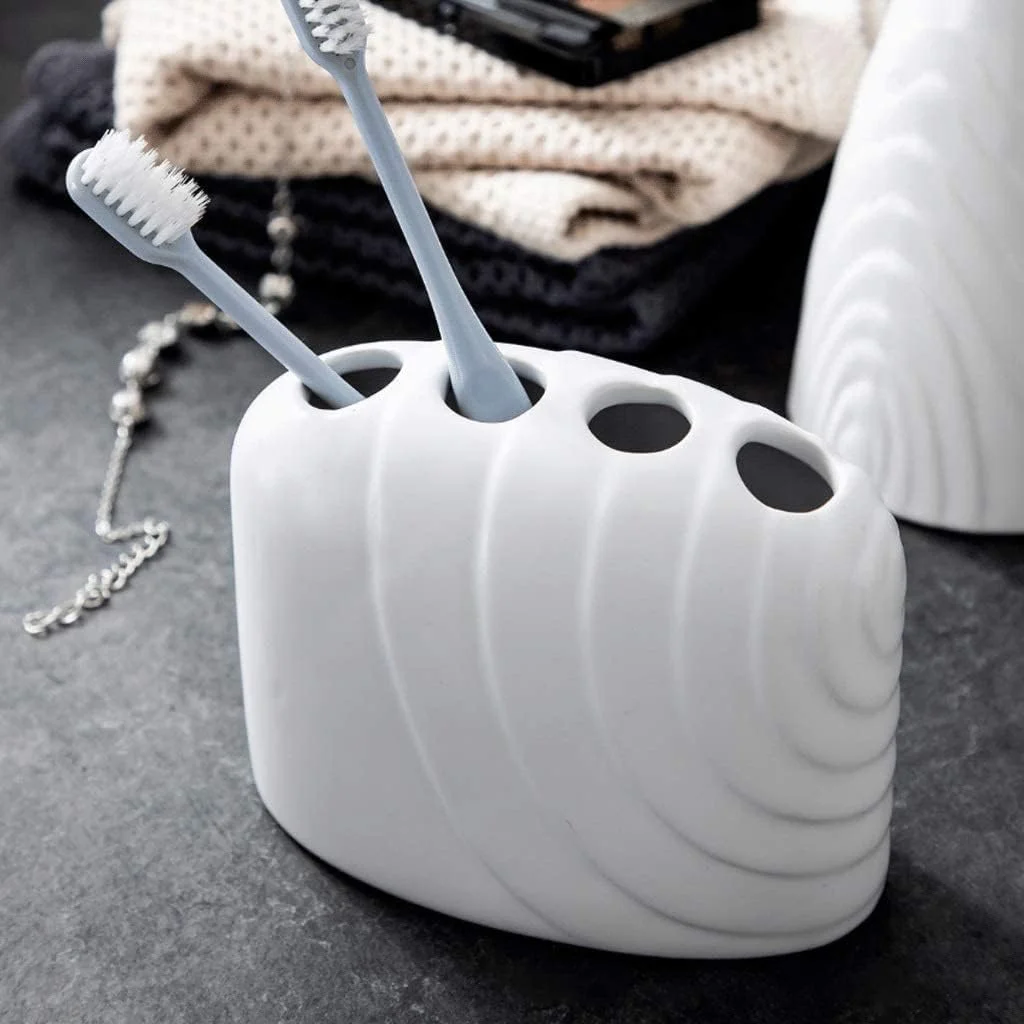 ست لوازم جانبی حمام، ست لوازم جانبی سرامیکی سفید رنگ، ست 5 تکه شامل جای مایع دستشویی، جا مسواکی و جا صابونی ست لوازم جانبی حمام، ست لوازم جانبی سرامیکی سفید رنگ، ست 5 تکه شامل جای مایع دستشویی، جا مسواکی و جا صابونی