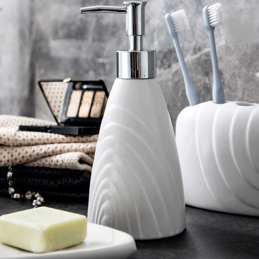 ست لوازم جانبی حمام، ست لوازم جانبی سرامیکی سفید رنگ، ست 5 تکه شامل جای مایع دستشویی، جا مسواکی و جا صابونی ست لوازم جانبی حمام، ست لوازم جانبی سرامیکی سفید رنگ، ست 5 تکه شامل جای مایع دستشویی، جا مسواکی و جا صابونی