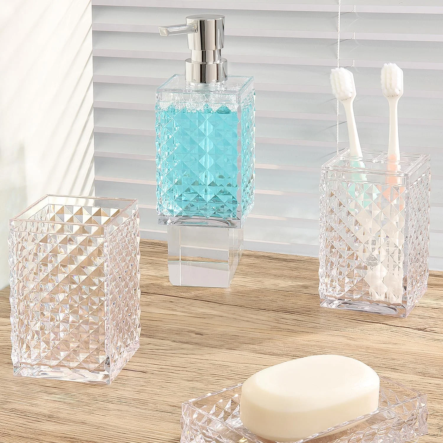 ست لوازم جانبی حمام، ست 5 تکه لوازم جانبی حمام اکریلیک شامل جا مایع صابون، جای صابون، لیوان شستشو، جا مسواکی، برس توالت، دکور و هدیه نفیس حمام