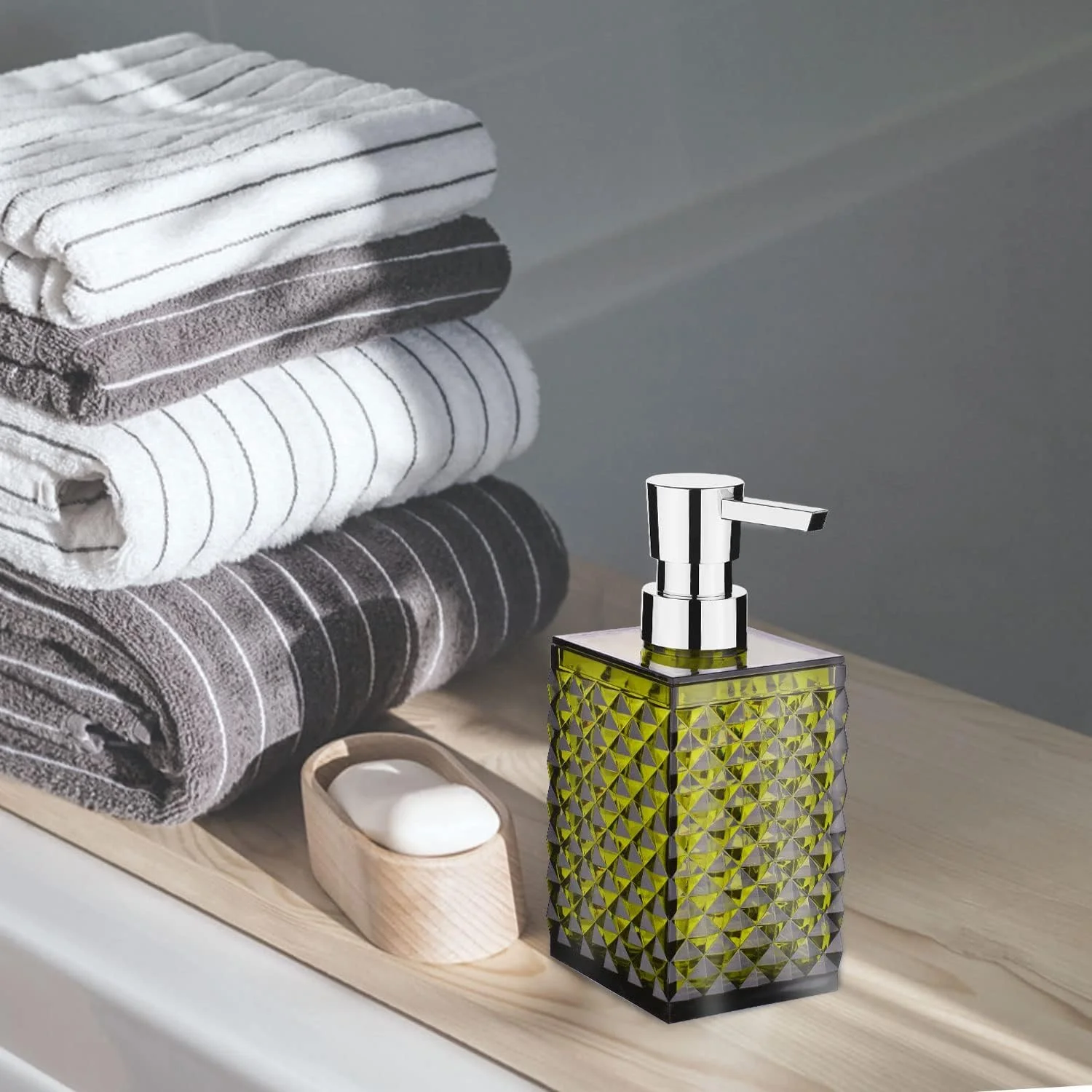 ست لوازم جانبی حمام، ست 5 تکه لوازم جانبی حمام اکریلیک سبز، شامل جا مایع صابون، جا صابونی، لیوان شستشو، جا مسواکی، برس توالت، دکور حمام و هدیه ست لوازم جانبی حمام، ست 5 تکه لوازم جانبی حمام اکریلیک سبز، شامل جا مایع صابون، جا صابونی، لیوان شستشو، جا مسواکی، برس توالت، دکور حمام و هدیه