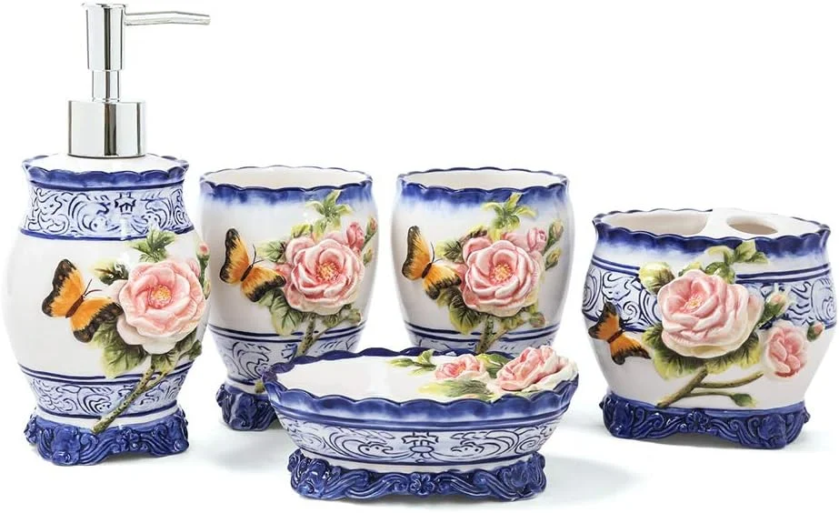 ست لوازم جانبی سرامیکی حمام 5 تکه با طرح گل، شامل 1 جا مسواکی، 2 لیوان شستشو، 1 جا صابونی، 1 جا لوسیون، هدیه منزل