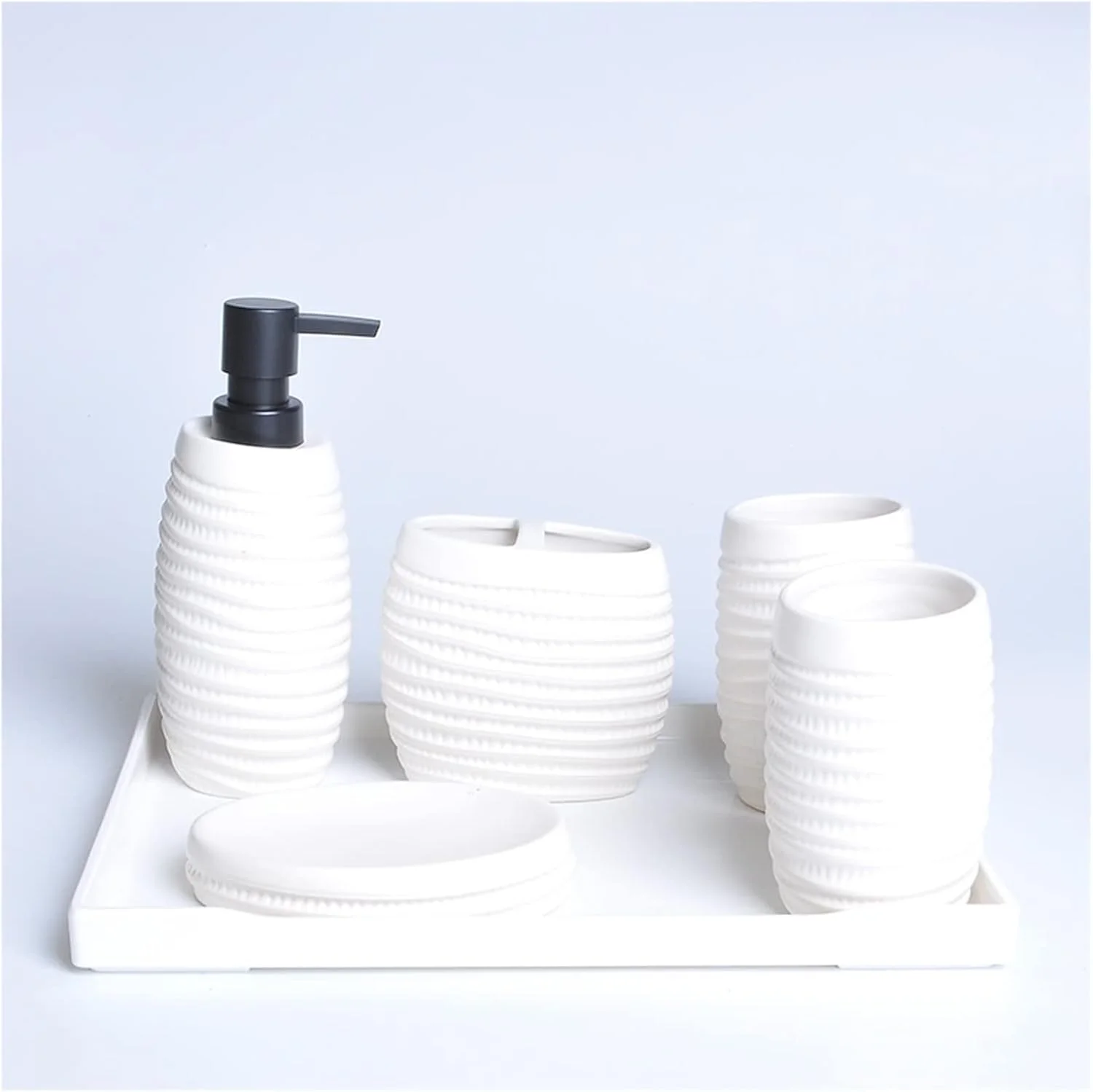 ست لوازم جانبی حمام بافت دار فشن AVLUZ، ست 6 تکه دکوری سرامیکی حمام با پخش کننده لوسیون، جا مسواکی، 2 لیوان، جا صابونی و سینی (رنگ: سفید، سایز: A)