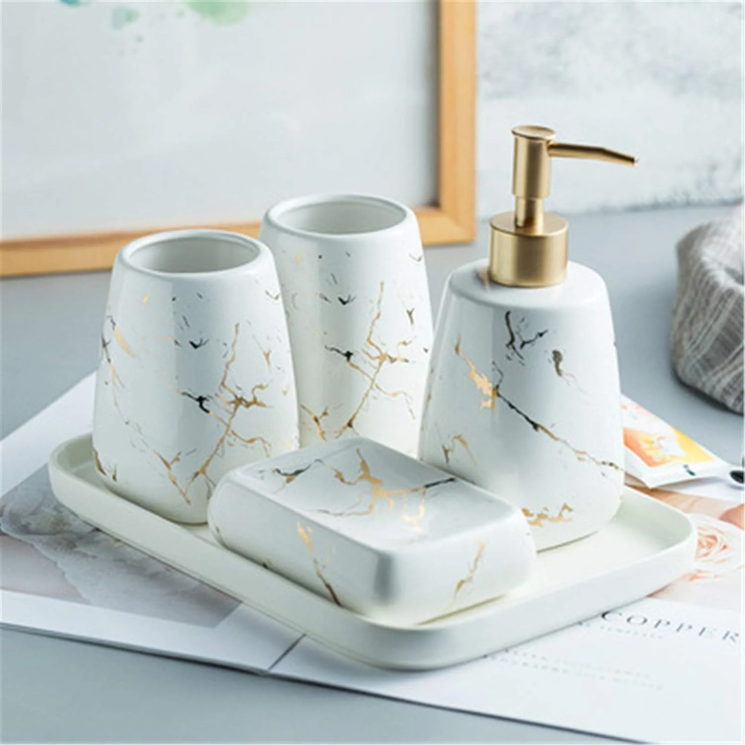 ست سرامیکی لوازم بهداشتی حمام BaiBnn، مناسب برای خانه و هتل، طرح مرمر نوردیک (رنگ: سفید روشن C، سایز: تک سایز) ست سرامیکی لوازم بهداشتی حمام BaiBnn، مناسب برای خانه و هتل، طرح مرمر نوردیک (رنگ: سفید روشن C، سایز: تک سایز)