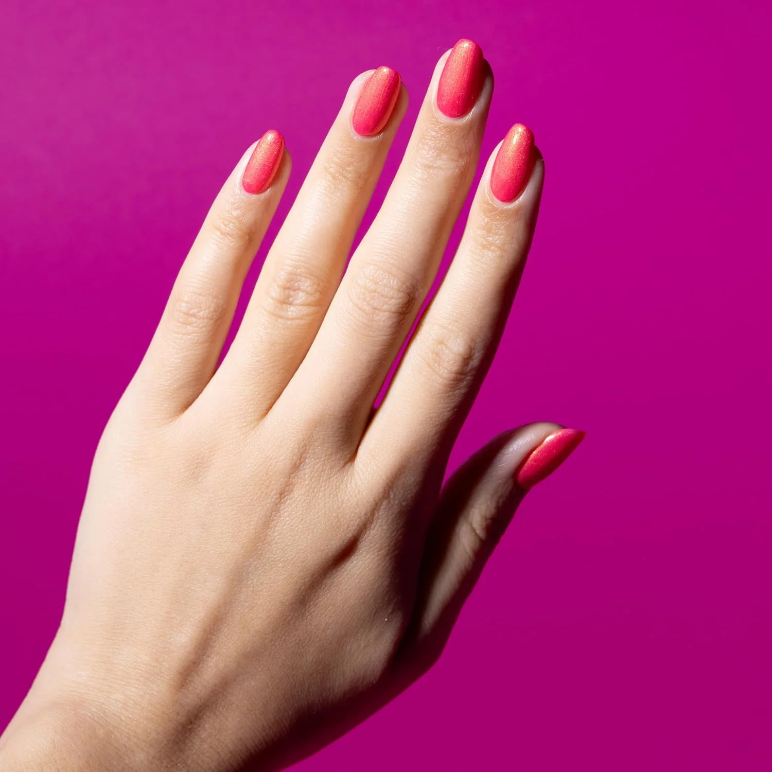 لاک ناخن مجموعه اورلی مدل نقطه ذوب | صورتی طلایی براق | فرمول با پوشش کامل و ماندگاری طولانی با درپوش گیره ای | وگان و بدون تست حیوانی (کف زمین گدازه است) لاک ناخن مجموعه اورلی مدل نقطه ذوب | صورتی طلایی براق | فرمول با پوشش کامل و ماندگاری طولانی با درپوش گیره ای | وگان و بدون تست حیوانی (کف زمین گدازه است)