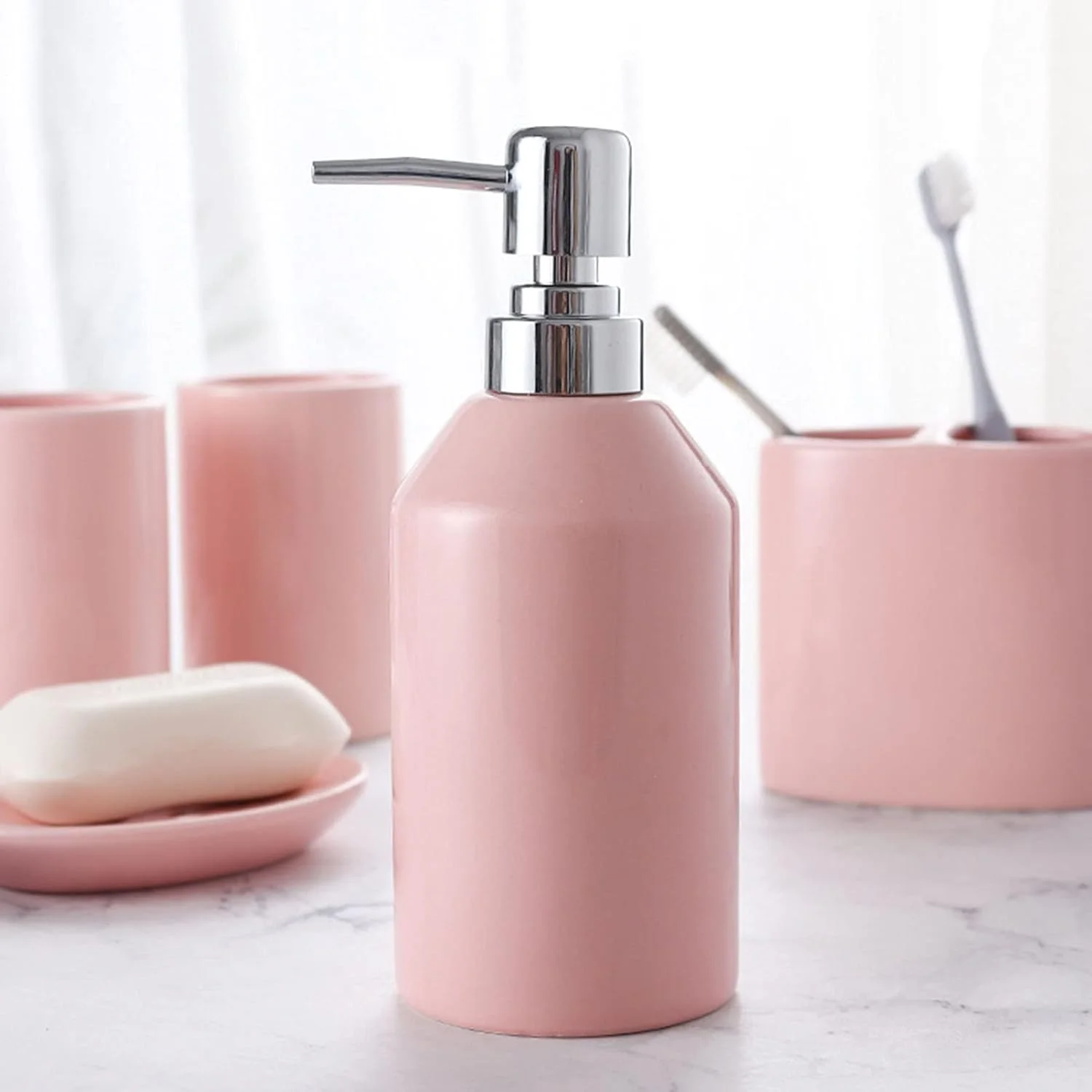 ست لوازم جانبی حمام سرامیکی 5 تکه شامل جای مایع لوسیون، لیوان، جای صابون و جا مسواکی ست لوازم جانبی حمام سرامیکی 5 تکه شامل جای مایع لوسیون، لیوان، جای صابون و جا مسواکی