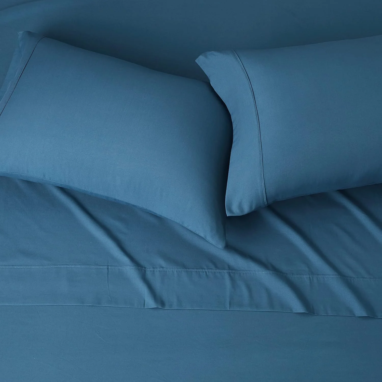 ست ملحفه 4 تکه میکروفیبر فوق العاده نرم و سبک آمازون بیسیکس با جیب های عمیق 35.56 سانتی متری، کینگ، سرمه ای تیره، ساده ست ملحفه 4 تکه میکروفیبر فوق العاده نرم و سبک آمازون بیسیکس با جیب های عمیق 35.56 سانتی متری، کینگ، سرمه ای تیره، ساده