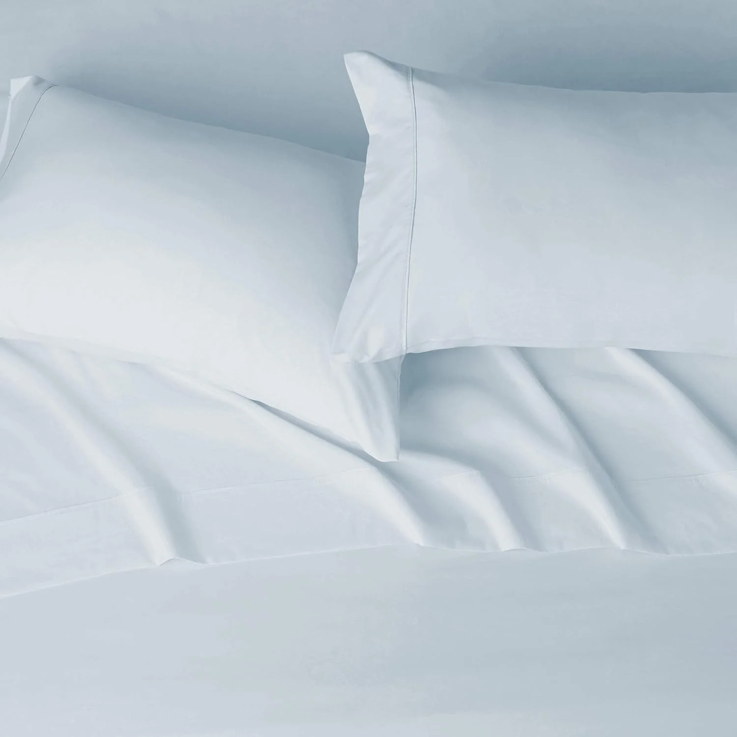 ست ملحفه تخت خواب میکروفایبر فوق العاده نرم و سبک آمازون بیسیکس با جیب های عمیق 35 سانتی متری - کامل، آبی روشن ست ملحفه تخت خواب میکروفایبر فوق العاده نرم و سبک آمازون بیسیکس با جیب های عمیق 35 سانتی متری - کامل، آبی روشن