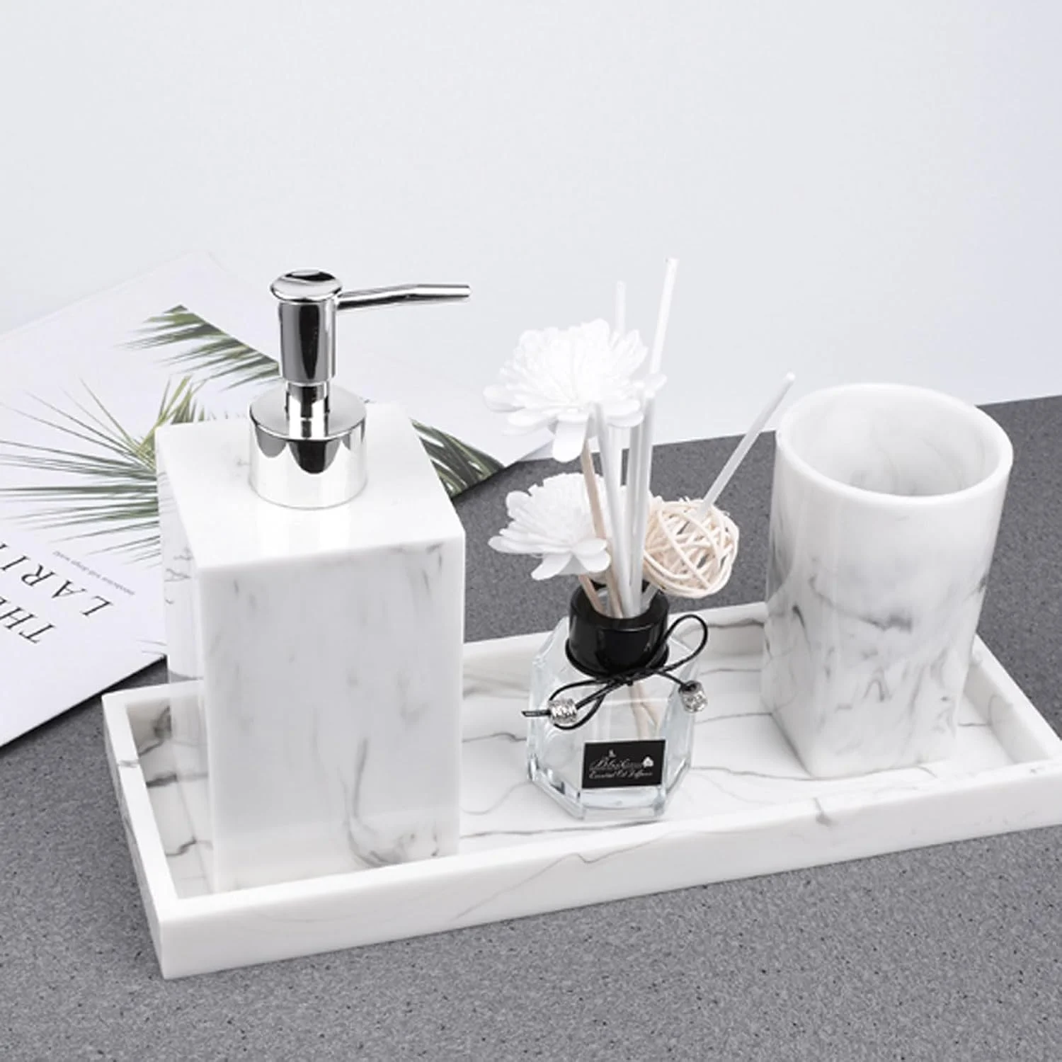 ست لوازم بهداشتی رزینی حمام، ست لوازم جانبی حمام، ست لوازم حمام رزینی، سازماندهی میز روشویی، شامل جا مایع لوسیون، لیوان، ست مناسب برای خانه و هتل ها ست لوازم بهداشتی رزینی حمام، ست لوازم جانبی حمام، ست لوازم حمام رزینی، سازماندهی میز روشویی، شامل جا مایع لوسیون، لیوان، ست مناسب برای خانه و هتل ها