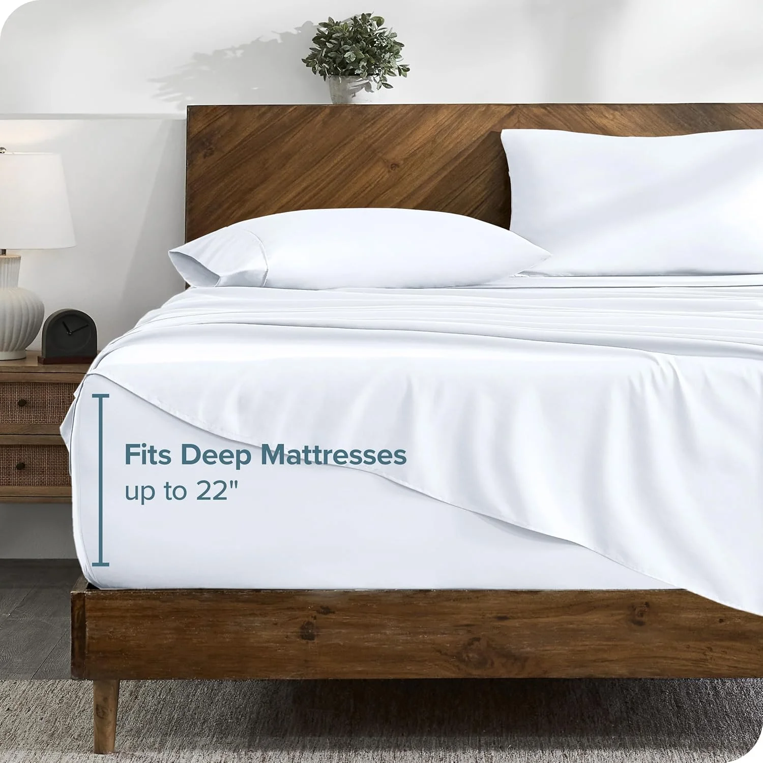 ست ملحفه کویین Bare Home - جیب های عمیق 22 اینچی - ملحفه های تخت کویین میکروفیبر فوق العاده نرم و لوکس 1800 - برس خورده دوبل - مناسب و آسان - ست 4 تکه - ملحفه و روبالشتی (کویین، سفید)