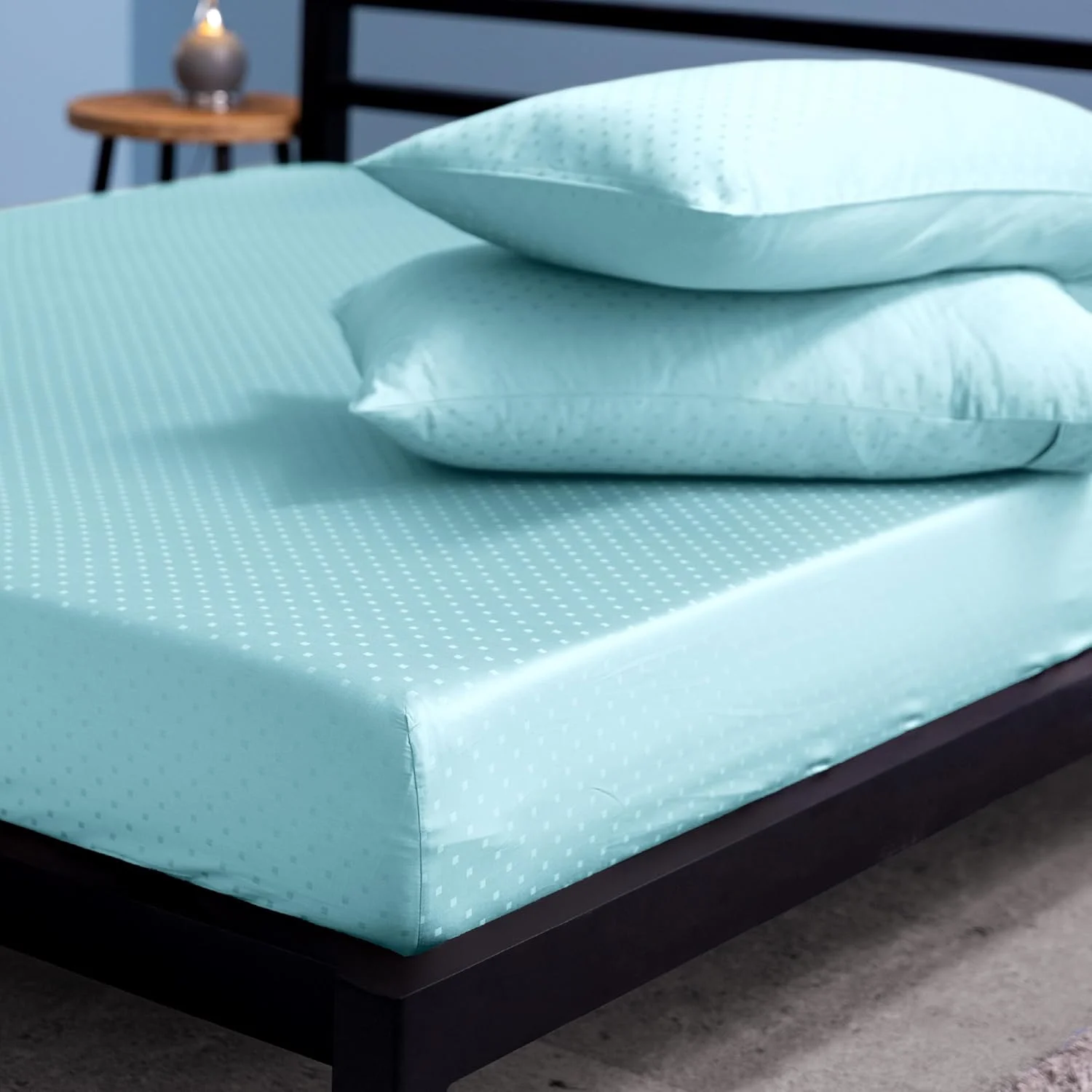ملحفه کش‌دار تخت خواب دالیا آبی، سایز کوئین، ملحفه کش‌دار دو نفره پنبه‌ای الاستیک، ملحفه کش‌دار 100% پنبه خالص - 300 تراکم بافت سوئیسی (کوئین، مه آبی)