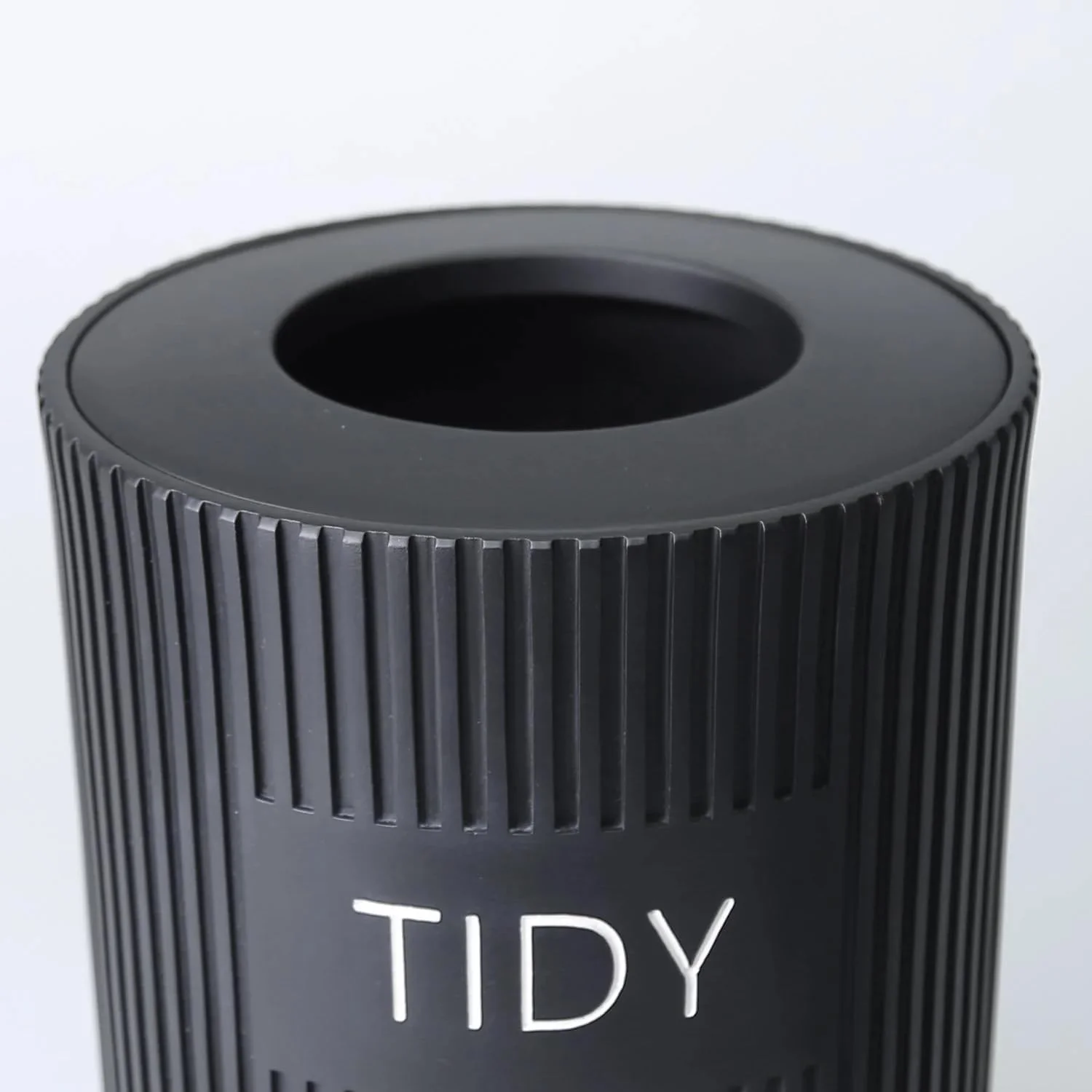 ست ۵ تکه لوازم جانبی حمام طرح شیاردار - رنگ مشکی