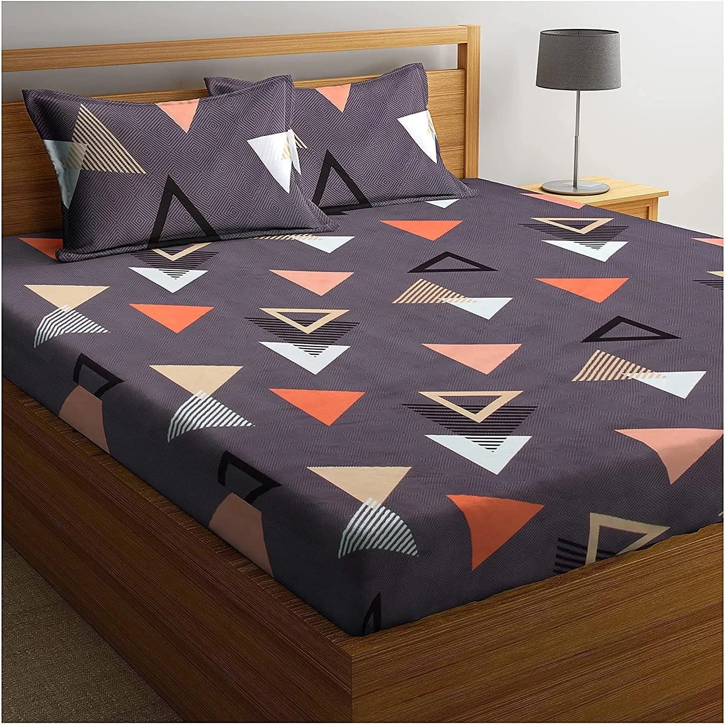 ملحفه دو نفره طرح راه راه کرم و مشکی از جنس میکروفایبر گلاسه کتان BSB HOME، سایز کوئین/دوبل، با تراکم بافت 160 و 2 روبالشتی (سایز روبالشتی 45x70 سانتی متر) ملحفه دو نفره طرح راه راه کرم و مشکی از جنس میکروفایبر گلاسه کتان BSB HOME، سایز کوئین/دوبل، با تراکم بافت 160 و 2 روبالشتی (سایز روبالشتی 45x70 سانتی متر)