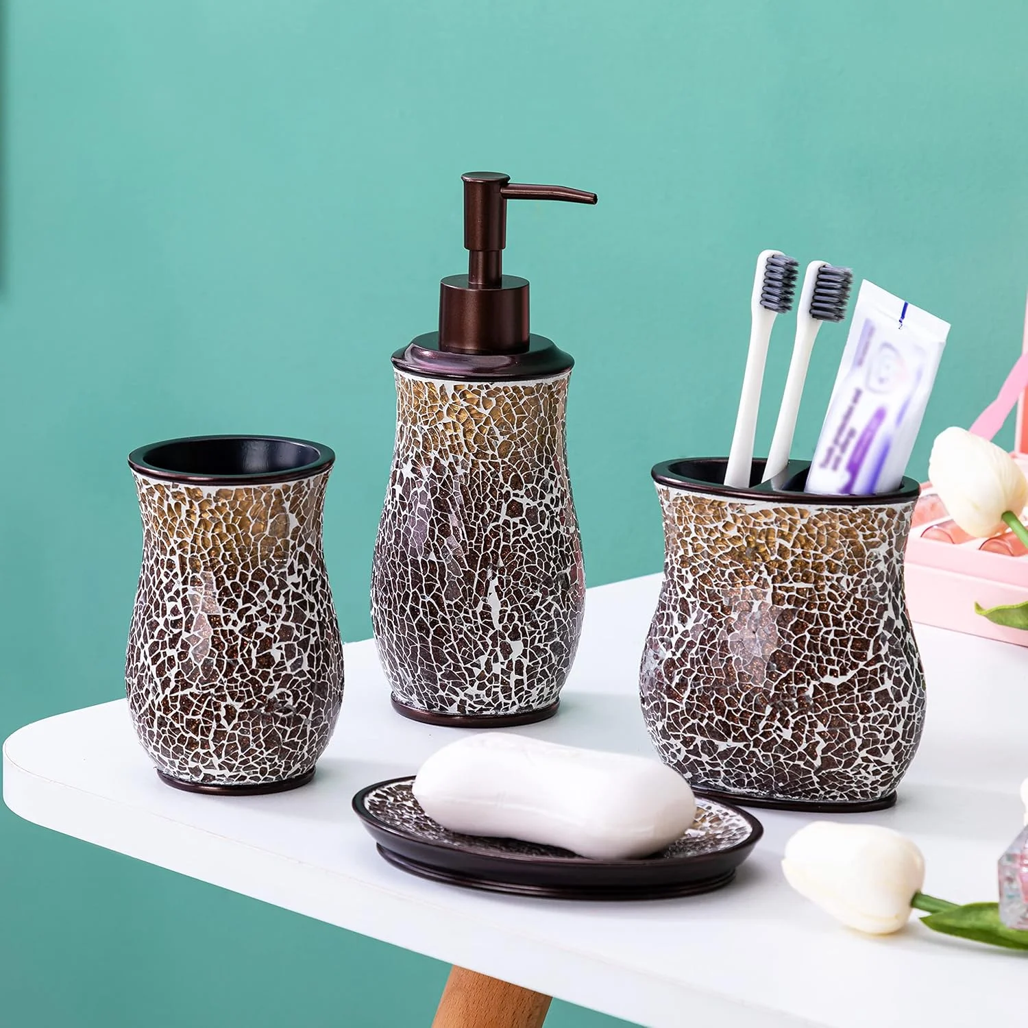 ست لوازم جانبی حمام 4 تکه شیشه موزاییکی رزینی، مجموعه ست های دکور توالت حمام شامل جا مایع صابون، جا مسواکی، لیوان، جا صابونی، پیشخوان روشویی حمام قهوه ای