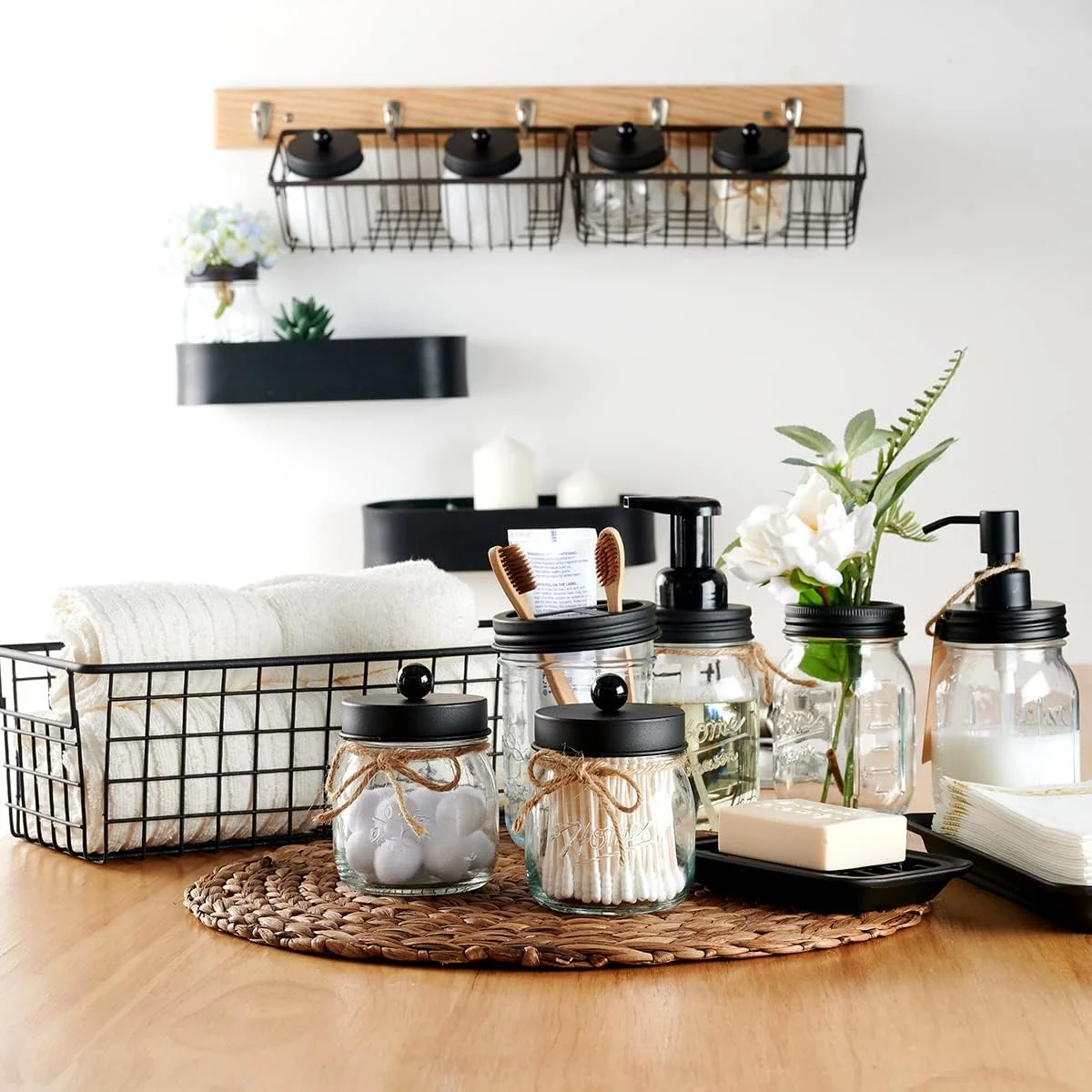 ست لوازم جانبی حمام SheeChung - ست دکوری 6 تکه حمام، جا مسواکی، جا مایع لوسیون، 2 عدد شیشه دهان گشاد کوچک (جا گوش پاک کن)، جا صابونی، جا دستمال توالت - مشکی