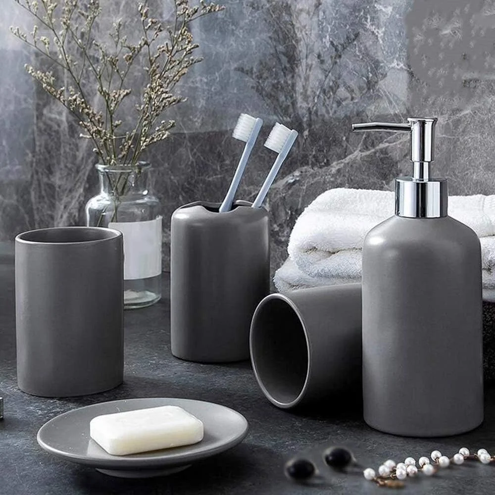 ست لوازم سرامیکی ۵ تکه سرویس بهداشتی شامل جای مایع دستشویی، جا مسواکی، لیوان و جا صابونی