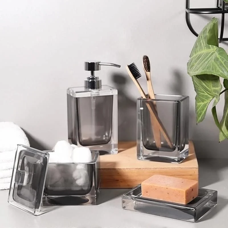 ست پنج تکه لوازم جانبی حمام شامل جا صابونی، لیوان شستشو، جعبه نگهداری و غیره با طراحی رزینی به سبک نوردیک مناسب منزل، هتل و سرویس بهداشتی