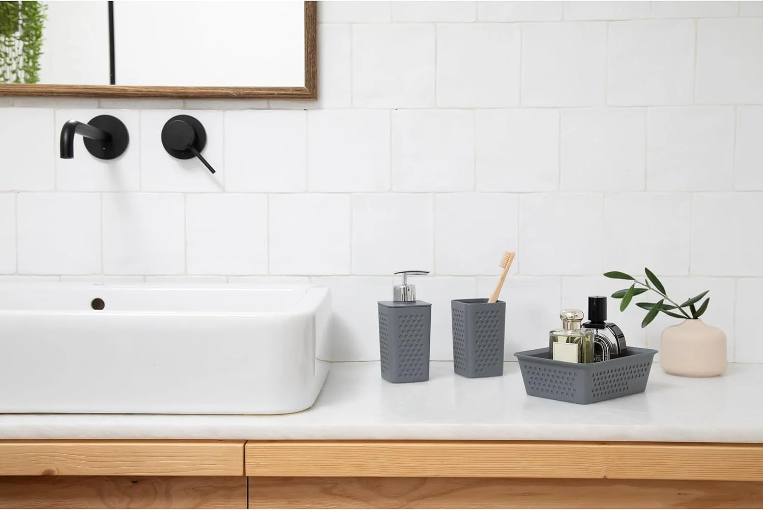 ست سه تکه لوازم بهداشتی رومیزی تاتای (جا مسواکی + جا مایع + ارگانایزر A6) مدل Bohol، پلی پروپیلن، فاقد BPA، ساخته شده از پلاستیک 100% بازیافتی، خاکستری زغالی